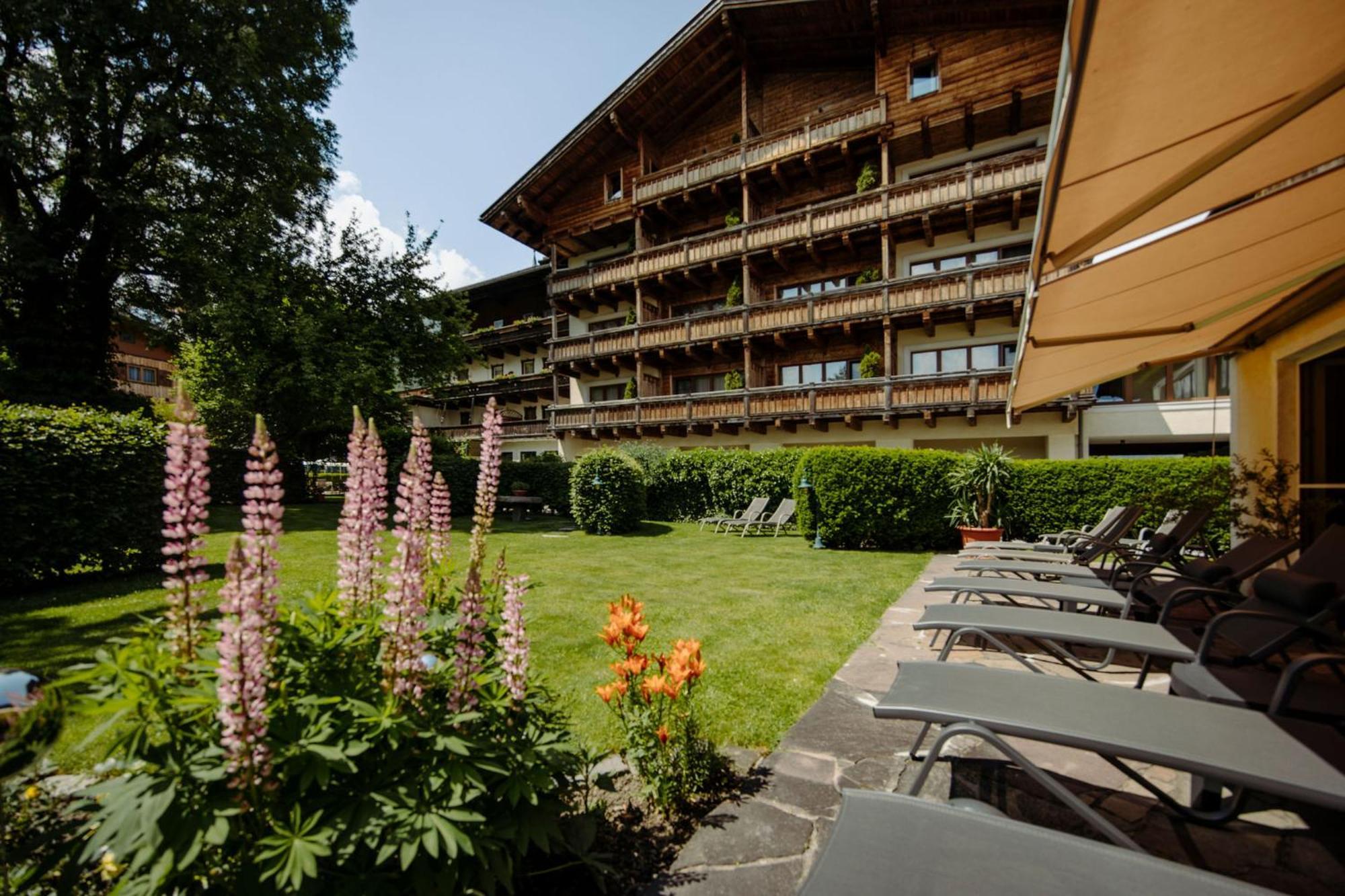 Das Gemuetliche Dorfhotel Kaltenhauser Hollersbach im Pinzgau Esterno foto