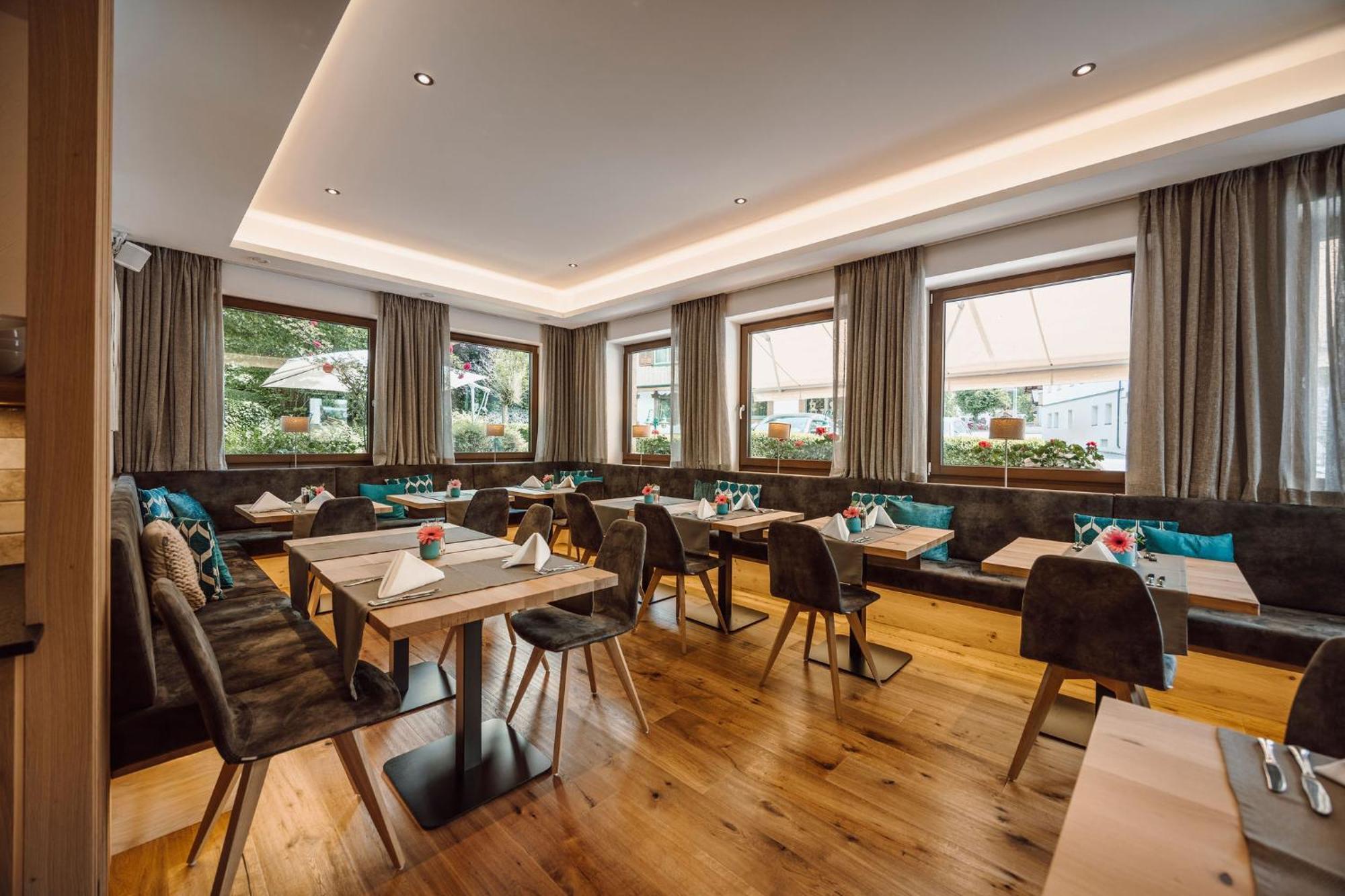 Das Gemuetliche Dorfhotel Kaltenhauser Hollersbach im Pinzgau Esterno foto