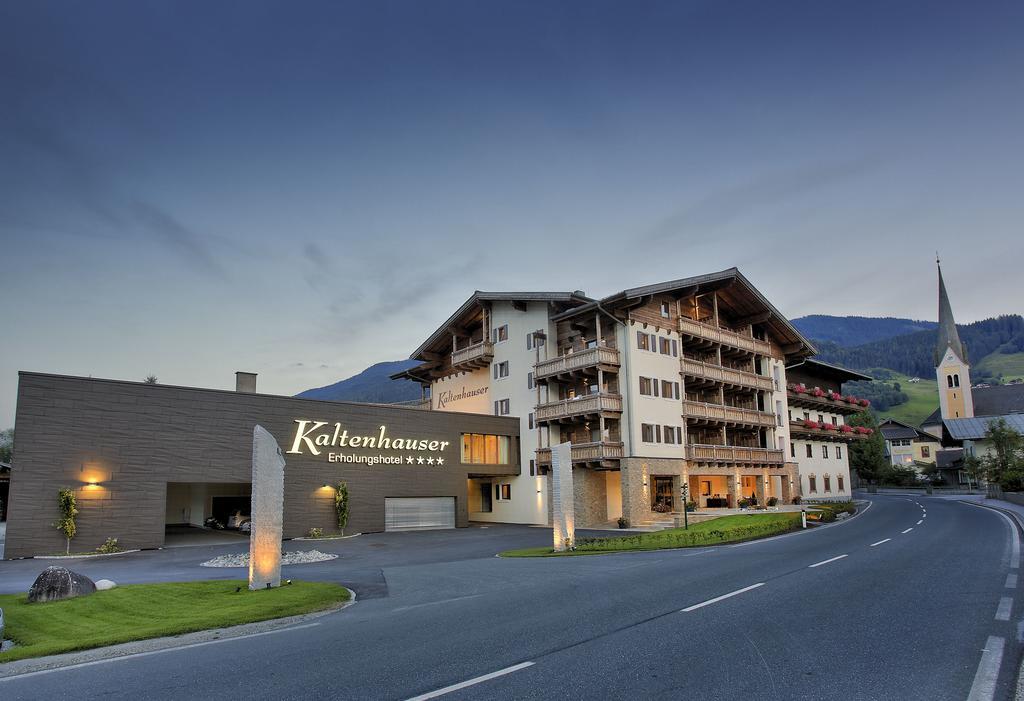 Das Gemuetliche Dorfhotel Kaltenhauser Hollersbach im Pinzgau Esterno foto