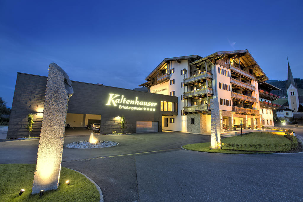 Das Gemuetliche Dorfhotel Kaltenhauser Hollersbach im Pinzgau Esterno foto